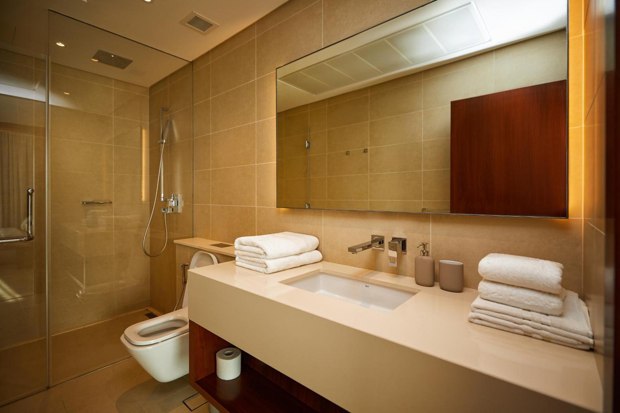 Апартаменти Brand New Luxury 1 Bedroom At Marina Gate 2 Full Marina View
